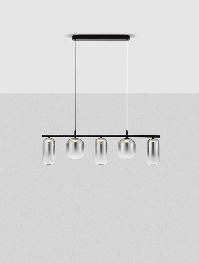 Aelia LED Pendelleuchte Ø 72cm 5-flammig mit elegantem Design und rauchgrauem Glas, ideal für Küchen oder Essbereiche.