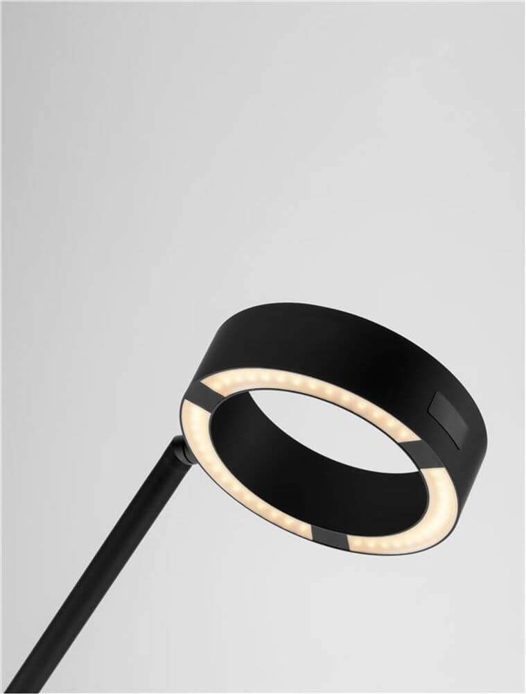 Alt Tag: Afi LED Stehlampe Schwarz Dimmbar 170cm – schlanke schwarze ringförmige Stehleuchte mit warmweißem 3000K LED-Licht