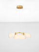 Aider Pendelleuchte 3-flammig Ø 63cm goldene Aluminiumpendelleuchte mit warmem LED-Licht über Esstisch