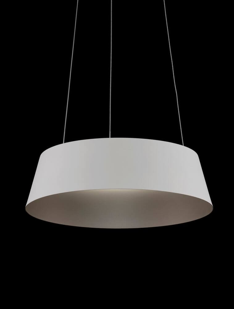 Alba LED Pendelleuchte Ø 54cm 3000K mit elegantem Design und warmem Licht für eine gemütliche Atmosphäre.