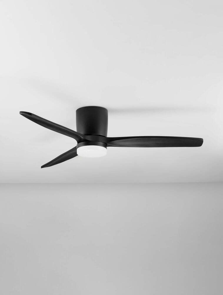 Aloa LED Ventilator Ø 132cm in elegantem Schwarz, ideal für moderne Wohnräume.