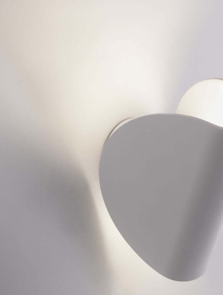 Arabella LED Außenwandleuchte 3000K Weiß IP54 mit modernem Design und hochwertigem Aluminium.