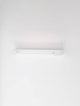 Arga LED Wandleuchte 45cm 3000K IP44 an einer weißen Wand montiert.