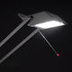 Artemide Tizio 50 LED Schreibtischlampe in Schwarz mit schwebendem Design und hoher Flexibilität.