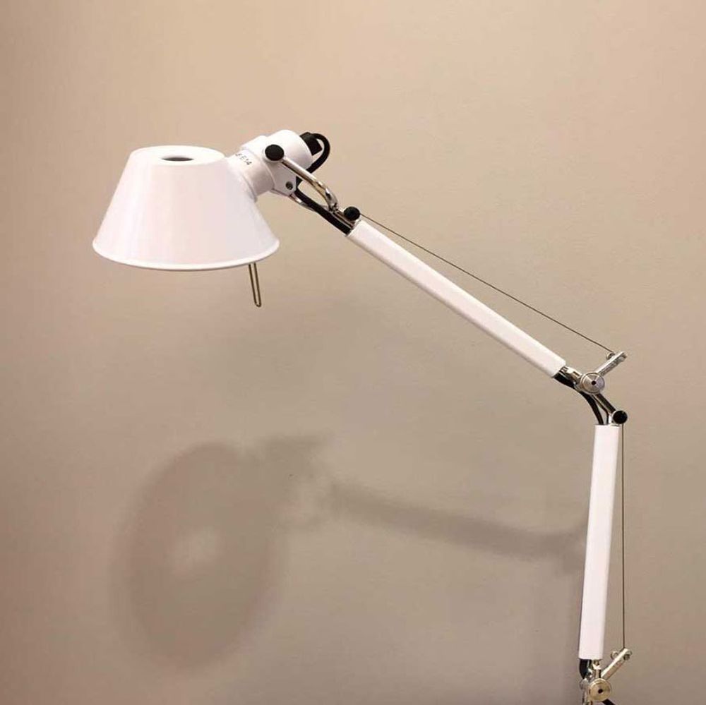 Artemide Tolomeo Micro lámpara de mesa con pinza