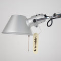 Artemide Tolomeo Tavolo Tischleuchte in Silber mit Dimmfunktion und klarem, funktionalem Design.