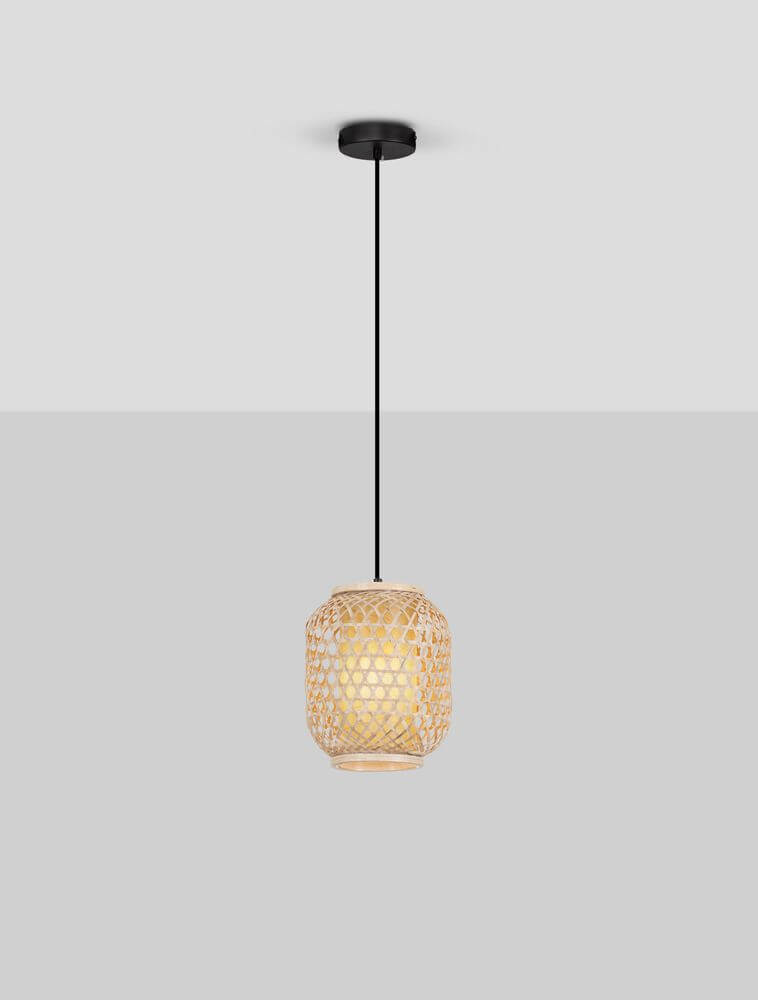 Asma Pendelleuchte Ø 20cm in Rattan mit schwarzem Baldachin, modernes Design für ethno-chic Einrichtung.
