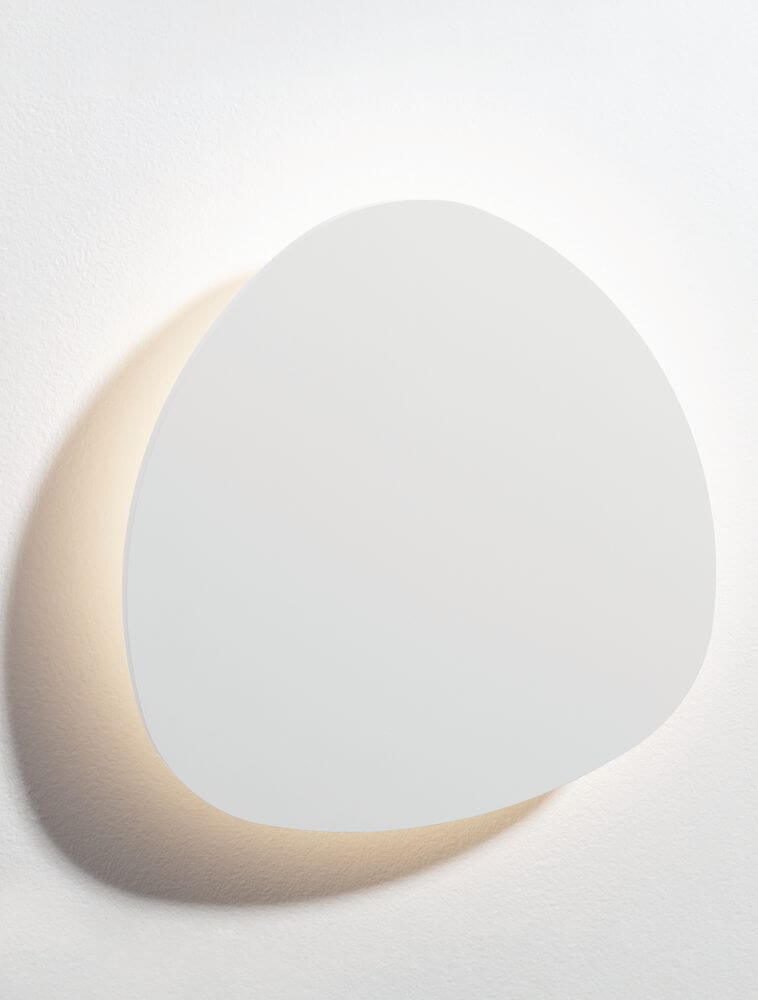 Atena LED Wandleuchte 3000K Weiß in modernem Design mit sanfter Beleuchtung an der Wand.