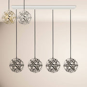 s.luce Atom LED Esstisch-Pendelleuchte 2 bis 5-flammig Balken 120cm mit dekorativen Pendelleuchten in verschiedenen Farben.