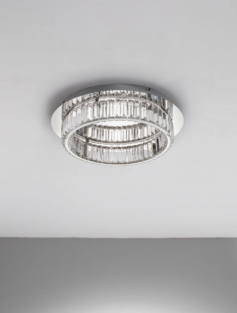 Aurelia LED Deckenleuchte 3500K Chrom mit glasklaren K5 Kristallen und verchromtem Metall.