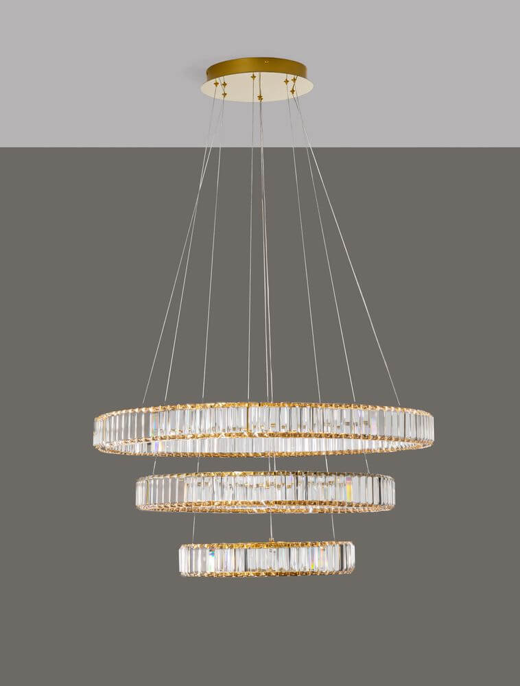 Aurelia LED Pendelleuchte Ø 80cm 3500K über grauem Hintergrund mit elegantem Design und Glasstäben.
