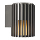 Außenwandlampe Aludra Seaside IP54 in modernem, skulpturalem Design mit Licht- und Schatteneffekt.