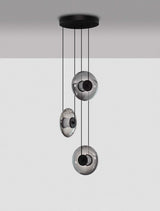 Ballet Pendelleuchte 3-flammig Ø 35cm mit eleganten, runden Lampenschirmen in Schwarz und Glas.