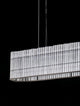 Barok Pendelleuchte 110cm Schwarz mit Glasstäben und puristischem Design auf schwarzem Hintergrund.