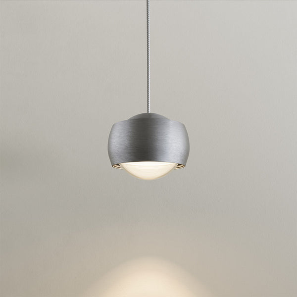 s.luce Beam LED Esstisch-Hängelampe Balken 160cm moderne Pendelleuchte in Silber über dem Tisch