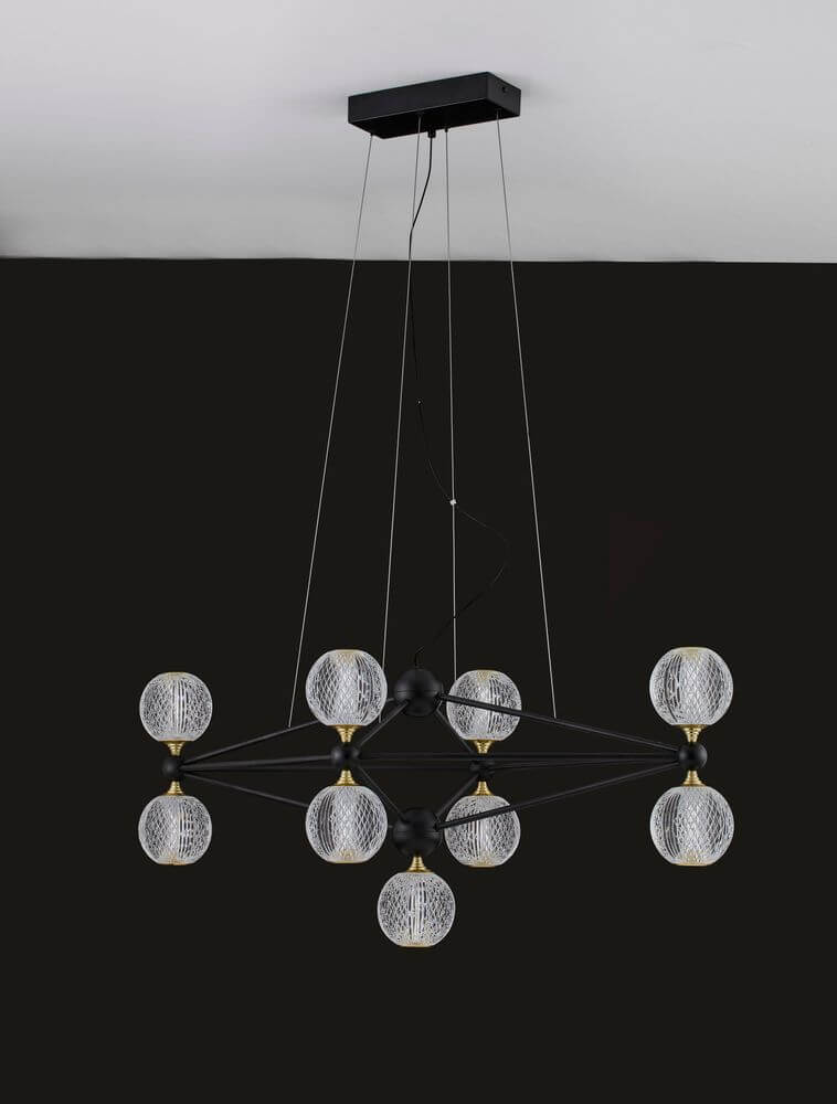 Belinda LED Pendelleuchte 9-flammig mit geometrischem Design und gläsernen Lampenschirmen. Perfekt für moderne Innenräume.