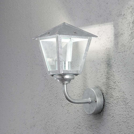 Benu LED Außen-Wandlampe 3000K galvanisierter Stahl, klares Glas an einer Wand montiert