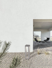 Bev Außenwegeleuchte Grau für moderne Gartenwege und Terrasse aus Beton und Glas