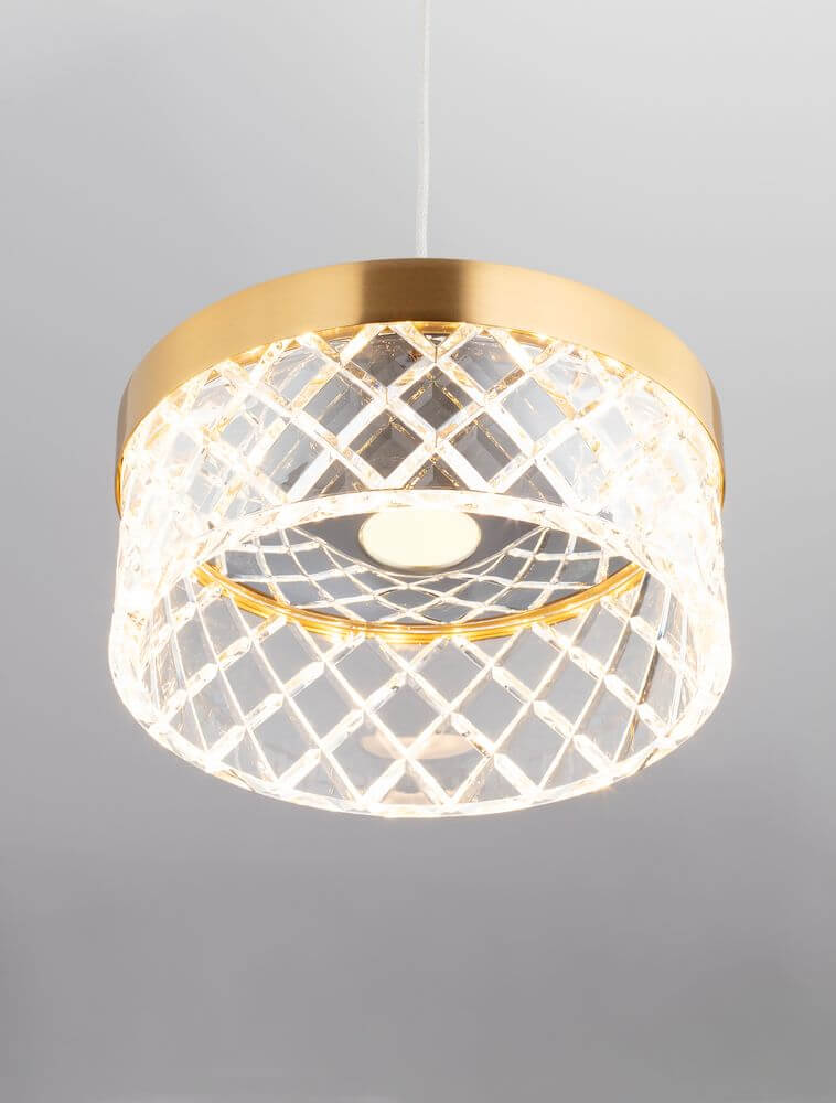 Bion LED Pendelleuchte  Ø 15cm 3000K Gold mit modernem Design und LED-Beleuchtung.