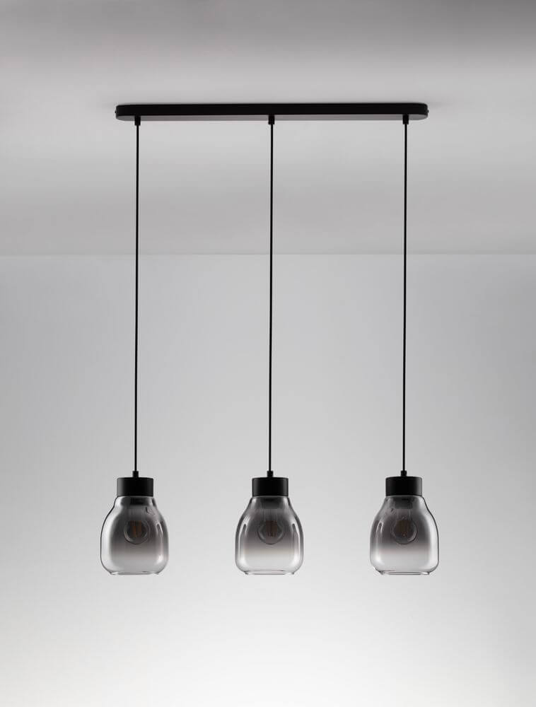Blacu Pendelleuchte 3-flammig Schwarz mit drei filigranen Glasschirmen im Gradient Smoky-Effekt