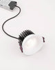 Blade LED Außeneinbauspot H 5,4cm 3000K IP65 mit weißem Gehäuse und Kabel.