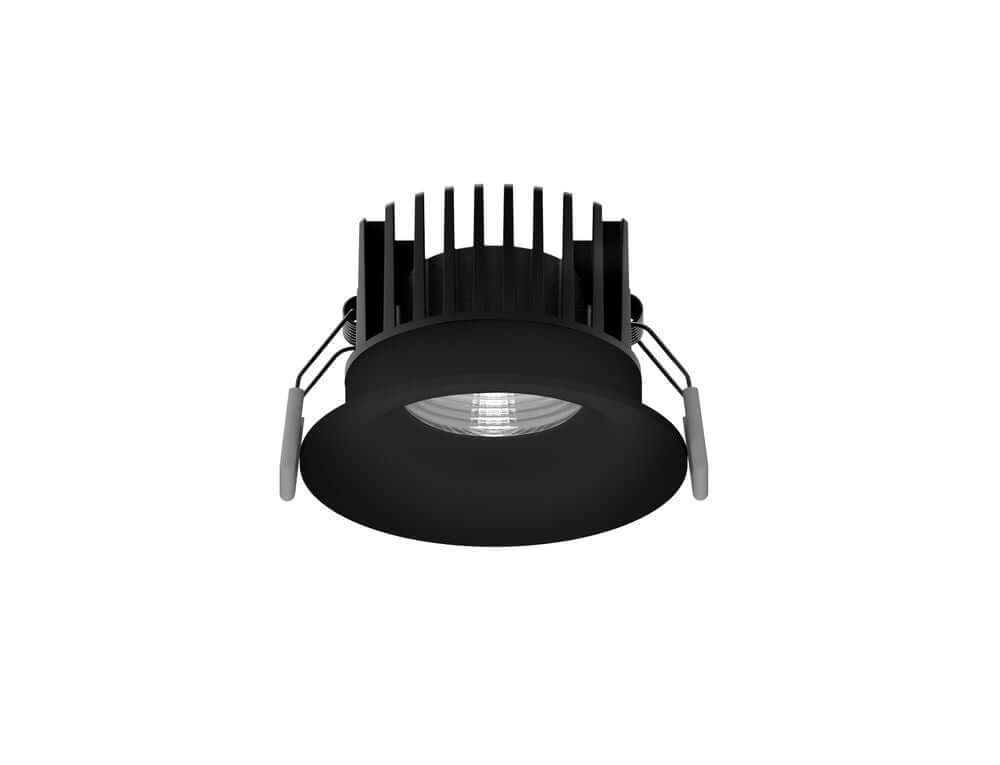 Blade LED Außeneinbauspot H 5,4cm 3000K IP65 in elegantem Schwarz, robustes Aluminium, IP65 Wetterbeständigkeit.
