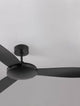 Blaire Ventilator Ø 132cm in Schwarz-Matt mit drei Flügeln und Fernbedienung.