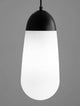 Blaky Pendelleuchte 5-flammig Schwarz, Weiß, modern und minimalistisch mit schwarzem Oberteil und weißem Glasschirm.