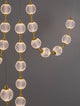 Brillante LED Pendelleuchte 30-flammig Ø 147cm 3200K mit eleganten Glaskugeln und goldfarbenen Akzenten