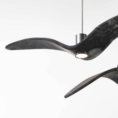 Brokis hengelampe Night Birds normale vinger 73 cm med elegante, buede vinger i røykgrå.