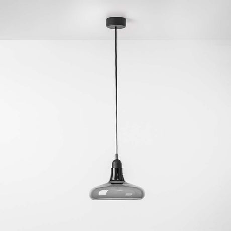 Brokis pendellampe Shadows XL Big, elegant designpendelampe av munnblåst glass og tre.