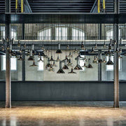 Brokis Hängeleuchte Shadows XL Small als elegante Pendelleuchte mit mundgeblasenem Glas im Atelier-Stil