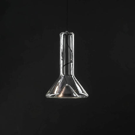 Brokis pendellampe Whistle Medium - stilfull glasslampe med unikt design og klar silhuett.