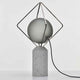 Brokis Tischlampe Jack O`Lantern Large mit Marmorsockel und modernem Metallrahmen.