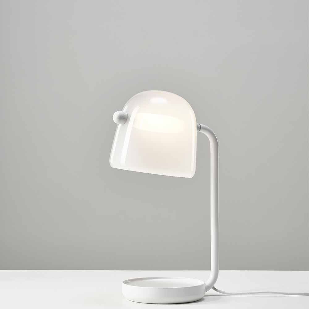 Brokis Tischlampe Mona Small in Weiß mit mundgeblasenem Glas und dimmbarem LED-Licht, modernes Design.