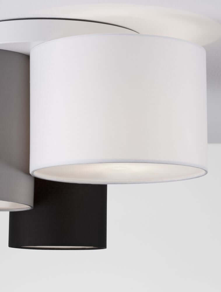 Bryson Deckenleuchte 3-flammig Ø 35cm Schwarz, Weiß, Grau – filigrane Metallrahmen mit schwarzen, weißen und grauen Textilschirmen