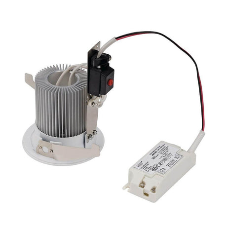 Contone LED Downlight White round Warm White IP44 with LED driver and dimmer function.
