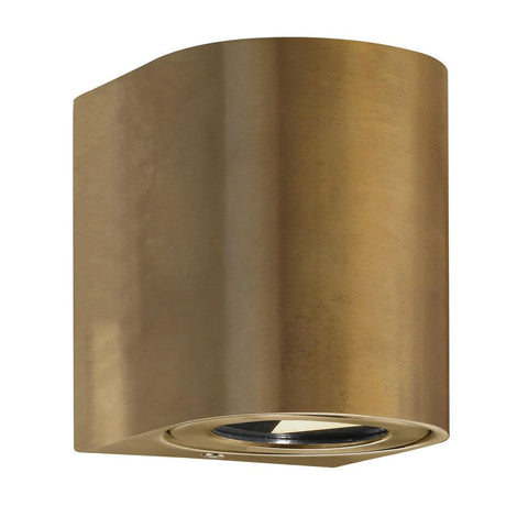 Canto 2 LED applique murale Seaside IP44 au design minimaliste et à la forme sculpturale.