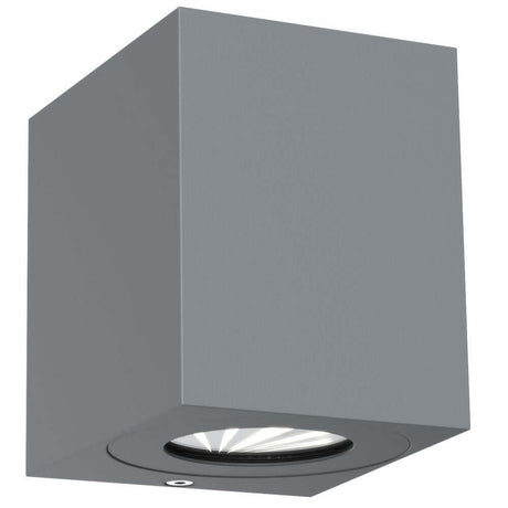 Canto Kubi 2 LED Wandleuchte Seaside IP44 in minimalistischem Design, ideal für drinnen und draußen.