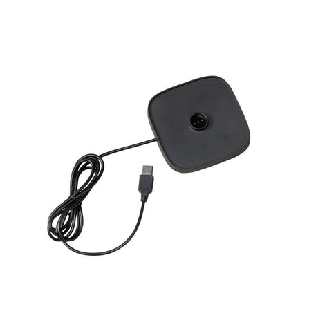 Capri USB-Tischleuchte IP54 mit schwarzem Sockel und USB-Anschluss für flexible Beleuchtung.