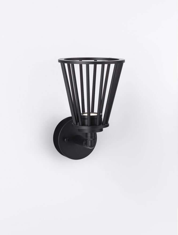 Carina LED Außenwandleuchte 3000K Schwarz IP65 mit modernem Design und robustem Material.