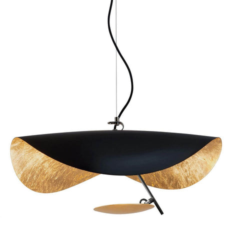 Catellani & Smith Lederam Manta S1 LED suspension au design élégant et à la lumière chaleureuse.