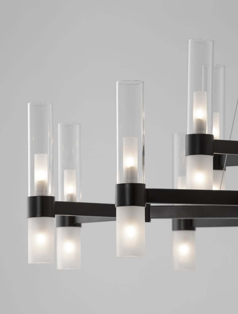 Century Pendelleuchte 30-flammig Ø 120cm Schwarz, Transparent mit modernem geometrischem Design.