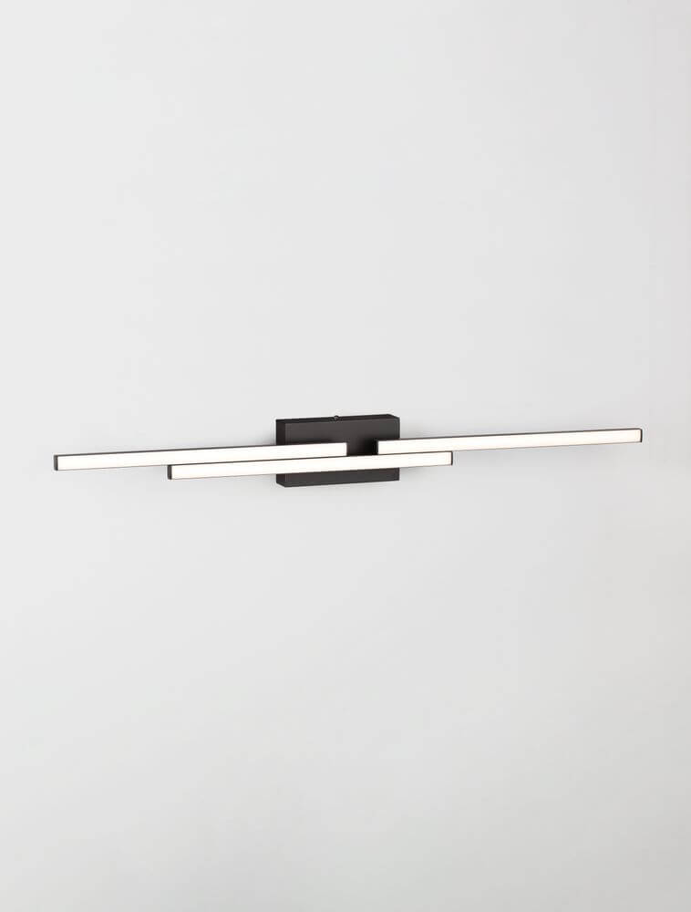 Chart LED Wandleuchte 3-flammig 3000K in modernem Design, ideal für jeden Raum.