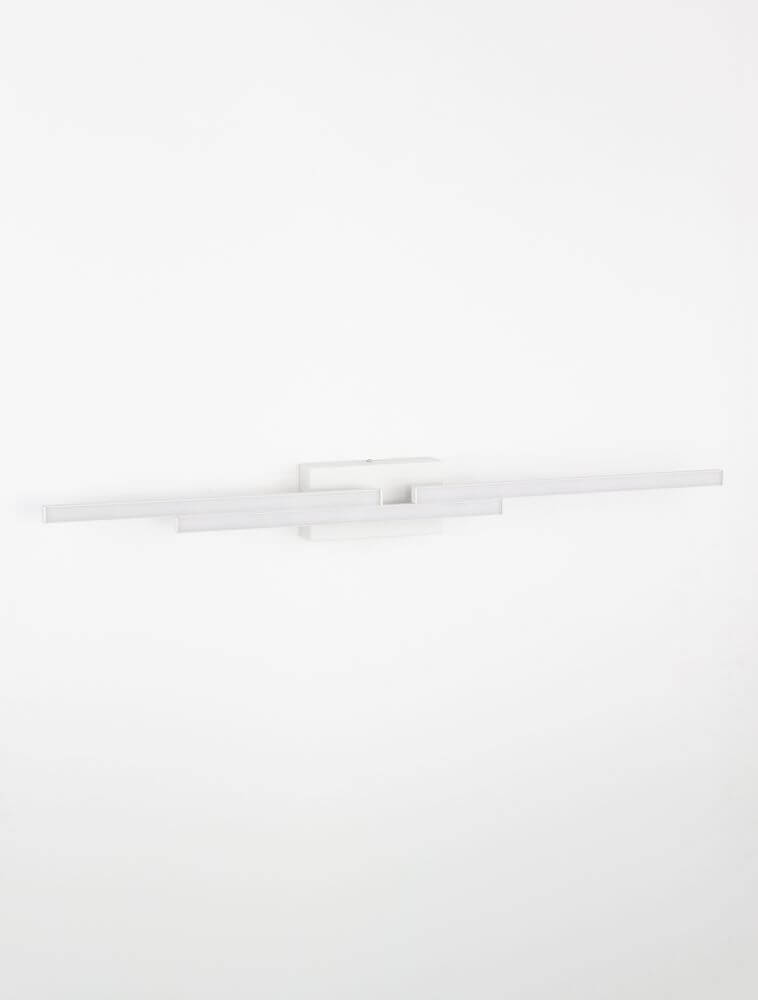 Chart LED Wandleuchte 3-flammig 3000K in modernem Design und mattem Gold für stilvolle Beleuchtung.