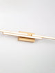Chart LED Wandleuchte 3-flammig 3000K in mattem Gold, modernes Design für jeden Raum.
