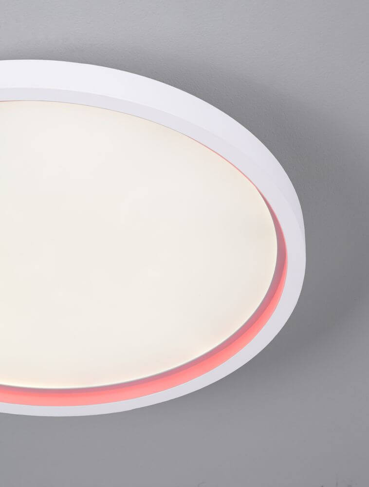 Chet LED Deckenleuchte 2-flammig 2700 5000K Weiß mit abgerundetem Design und rotem Lichtabschluss.