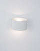 Chez LED Außenwandleuchte Oval 3000K Weiß IP54 in minimalistischer Ausführung mit warmweißem Licht.