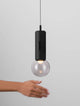 Chronos LED Pendelleuchte 3000K mit dimmbarem Licht und modernem Design in Schwarz.