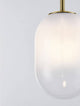 Chrysi Pendelleuchte Gold, Weiß mit mundgeblasenem Glas und elegantem Design.